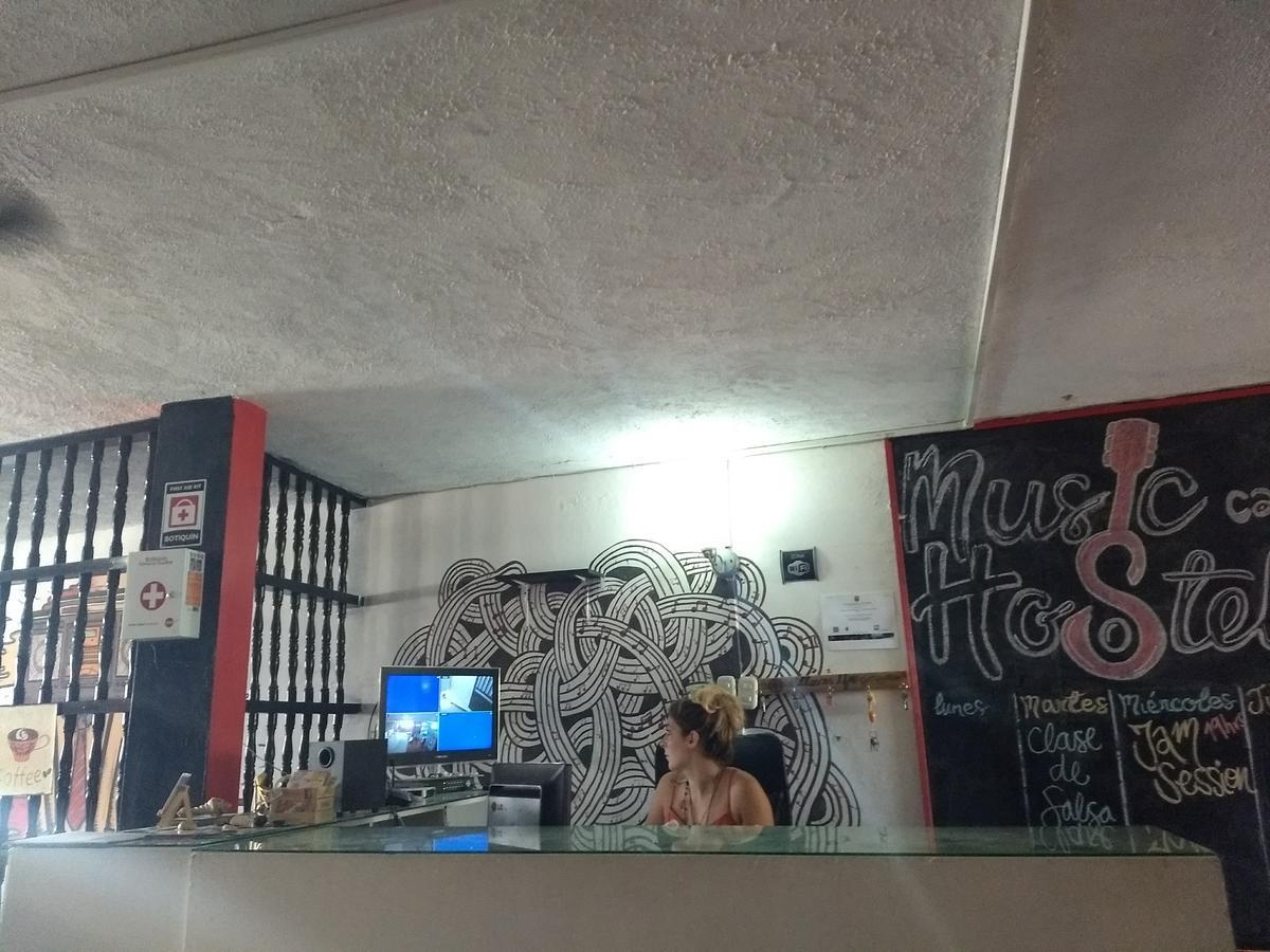 Music Hostel Cartagena (Adults Only) Bagian luar foto